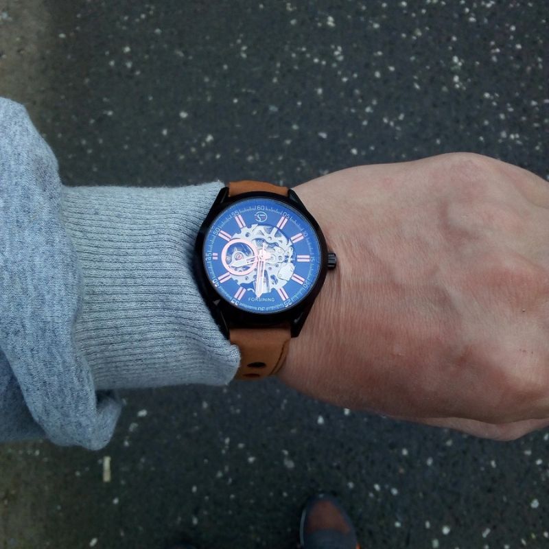 Casual automatic sports watch